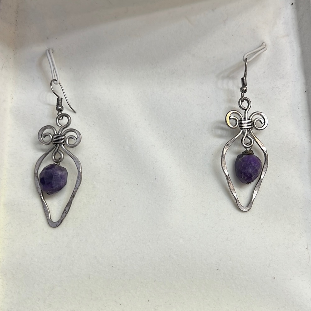 Gorgeous purple stone drop earrings